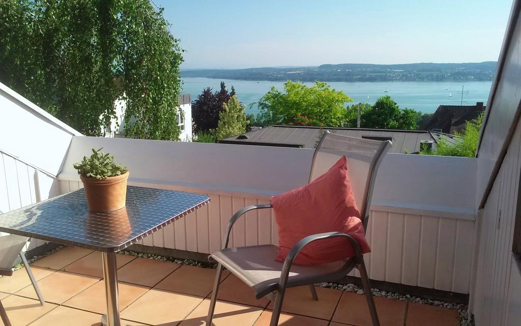 Ferienwohnung Mit Seeblick Und Dachterrasse In Ueberlingen Pokoj fotografie