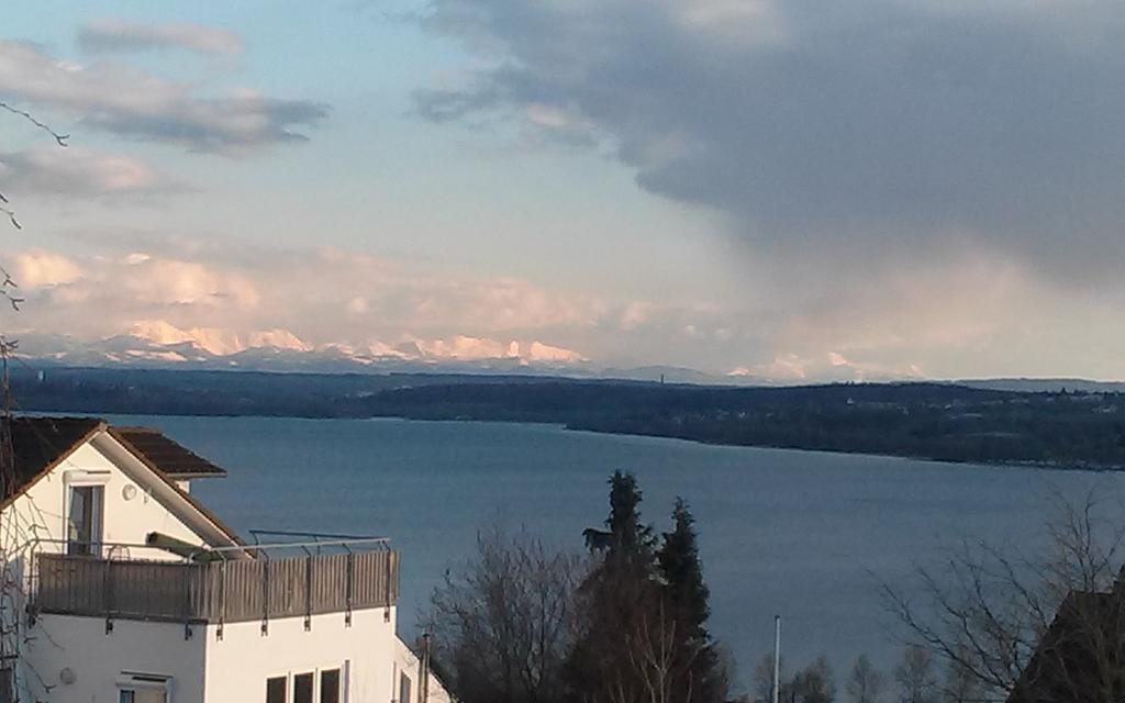 Ferienwohnung Mit Seeblick Und Dachterrasse In Ueberlingen Pokoj fotografie